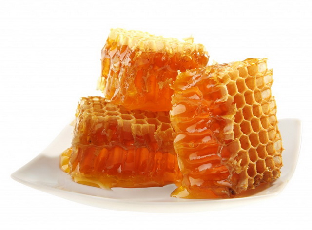 Мед действует как отхаркивающее средство